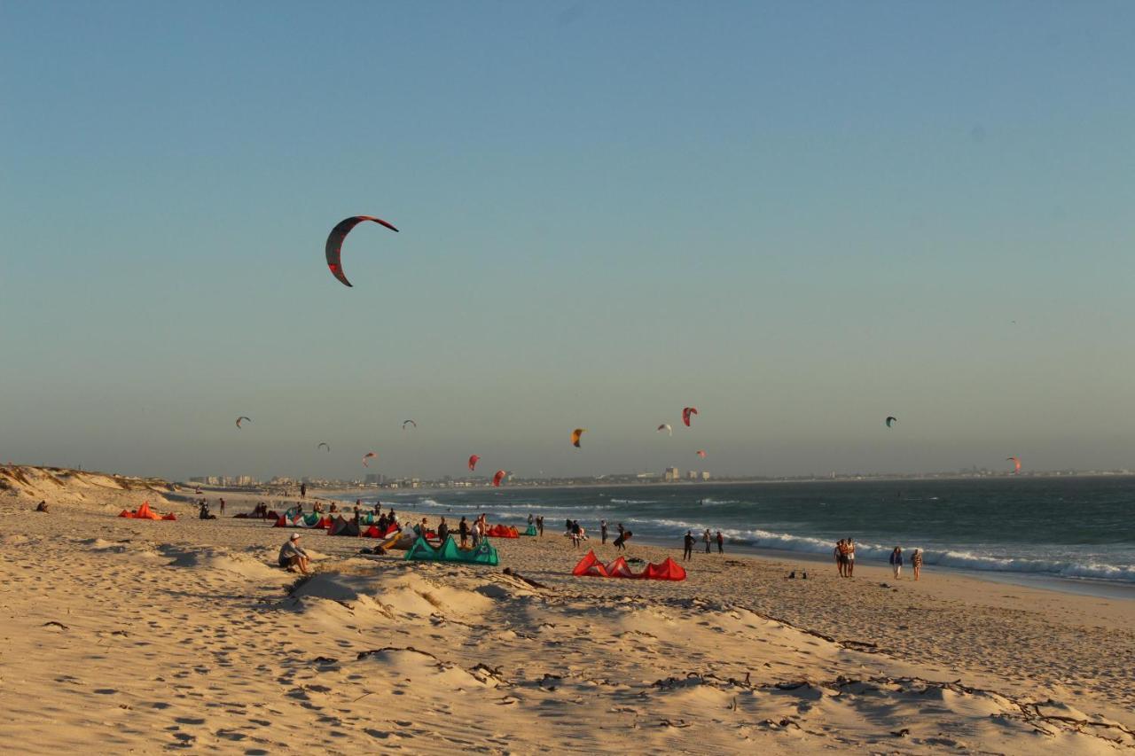 Apartamento Beach Daze Bloubergstrand Exterior foto